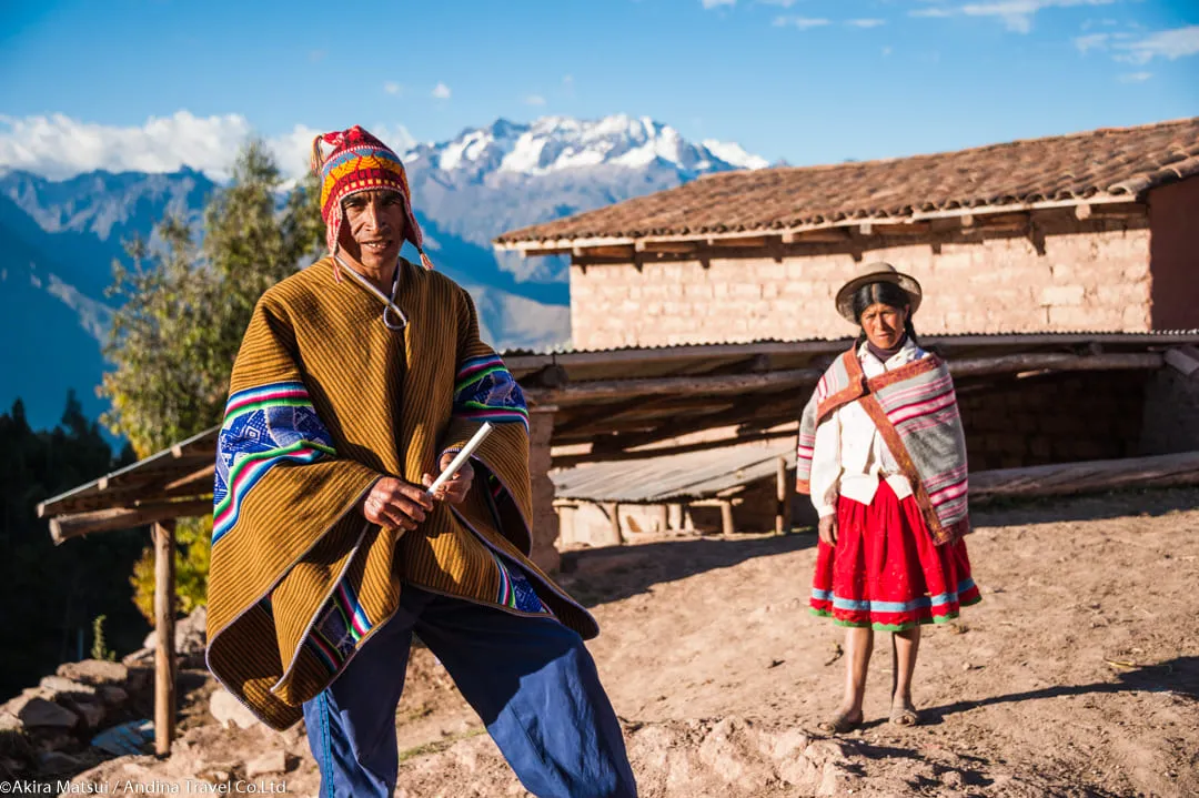 tibetans people photo